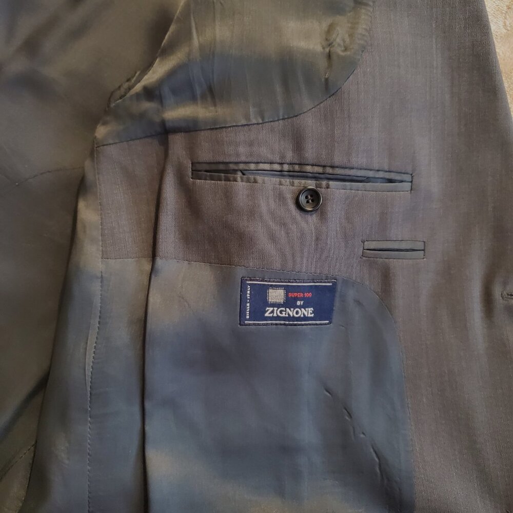 Pronto-Uomo Two-Piece Men's Gray Suit, Size 46R - Picture 8 of 14